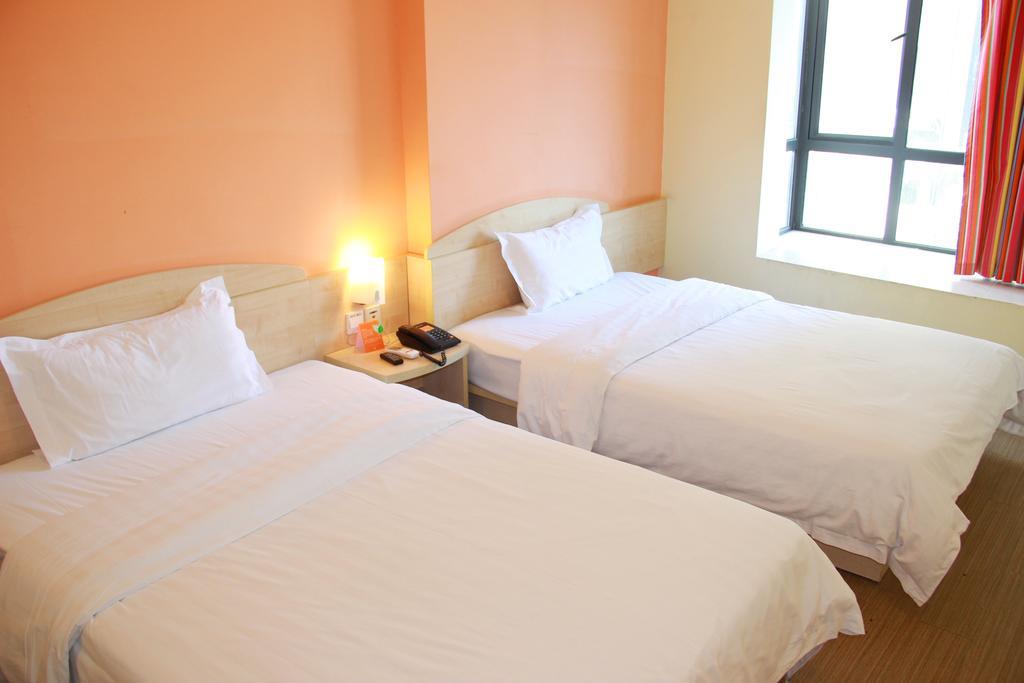 7Days Inn Zhuhai Hengqin Changlong Wanzai Port Bagian luar foto