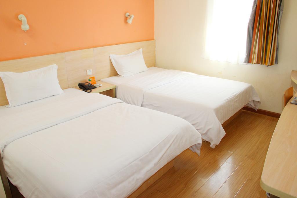 7Days Inn Zhuhai Hengqin Changlong Wanzai Port Bagian luar foto